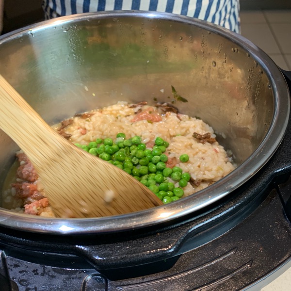 Add Green Peas To The Risotto