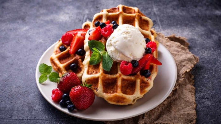 How To Prepare Waffles In Advance For A Large Group