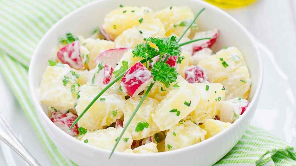 How Much Potato Salad for a family Gathering of 50 People