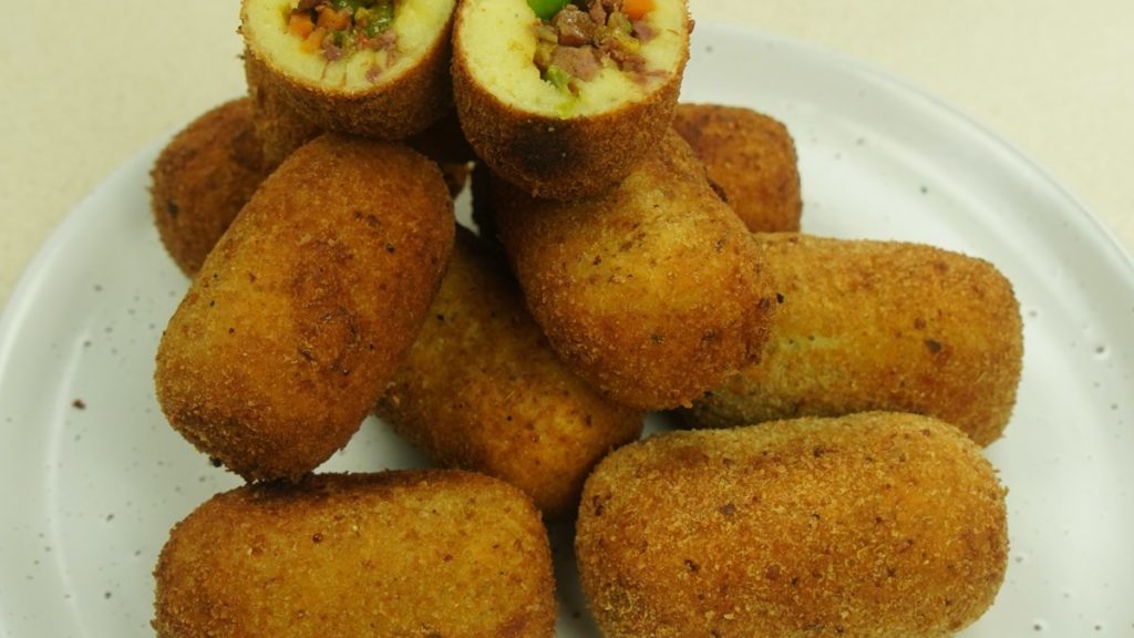 Croquette with filling in the middle