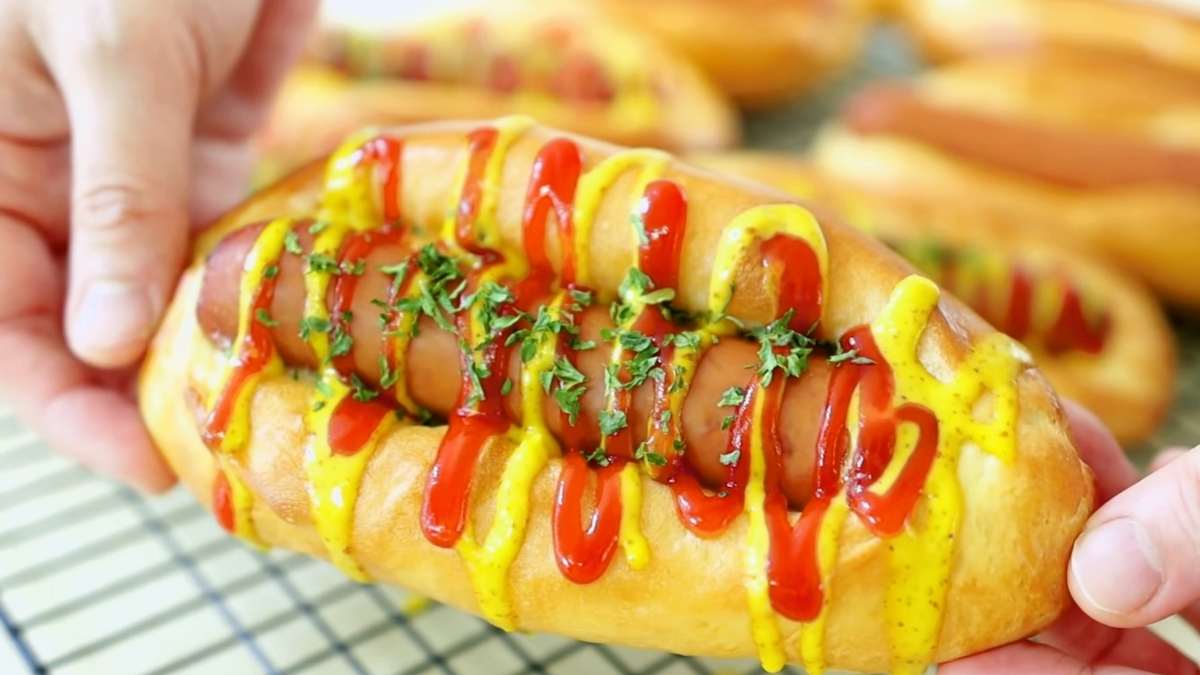 How to Cook Hot Dogs in Bulk for a lots of people