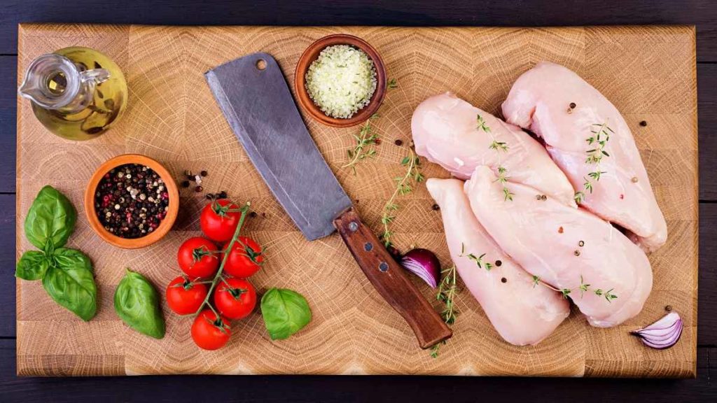 Always Wash Knives Well After Cutting Raw Chicken