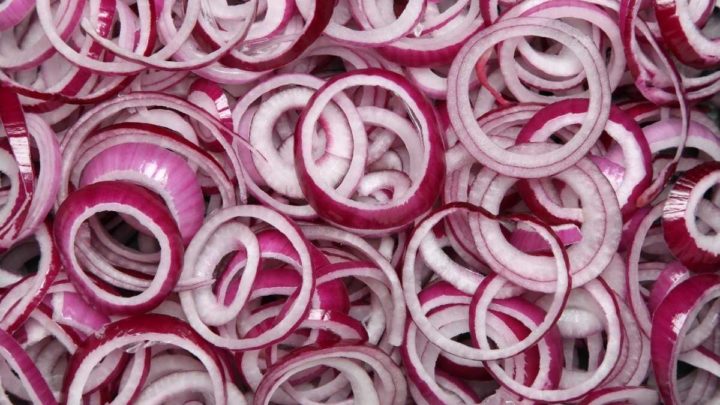Red Onion Rings