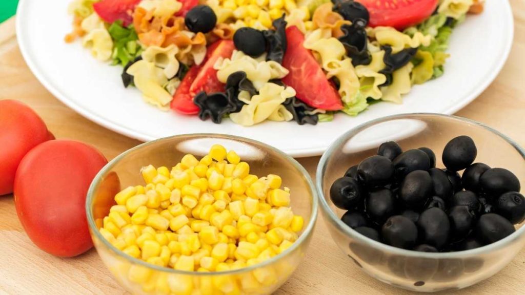 Pasta Salad for 50 People - How Much Do I need?