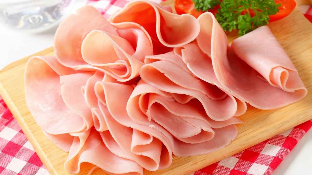 What To Serve With Ham For A Big Group Or Tailgate Party