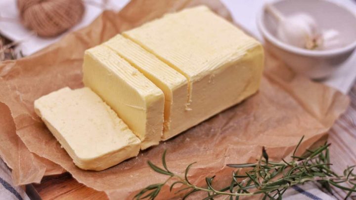 Butter Can be used as a substitute for coconut extract