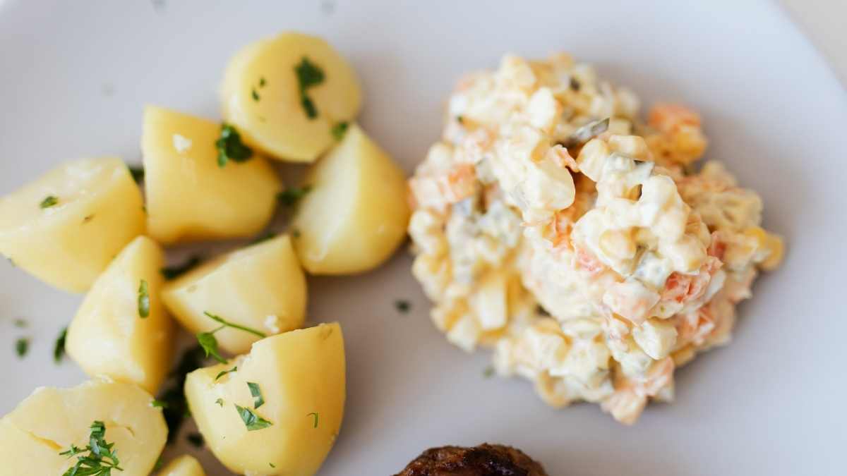 Best Ways To Serve Potato Salad