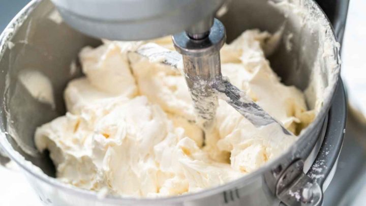 How long can homemade frosting last in the fridge?
