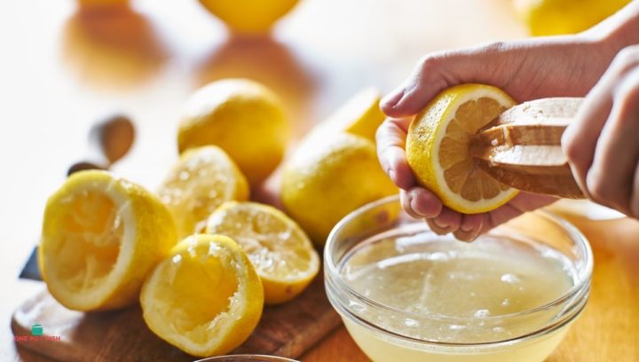 How to Tell in Homemade Lemon Juice Has Gone Bad