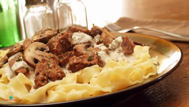 How Many Pounds of Beef Stroganoff To Feed 10 People
