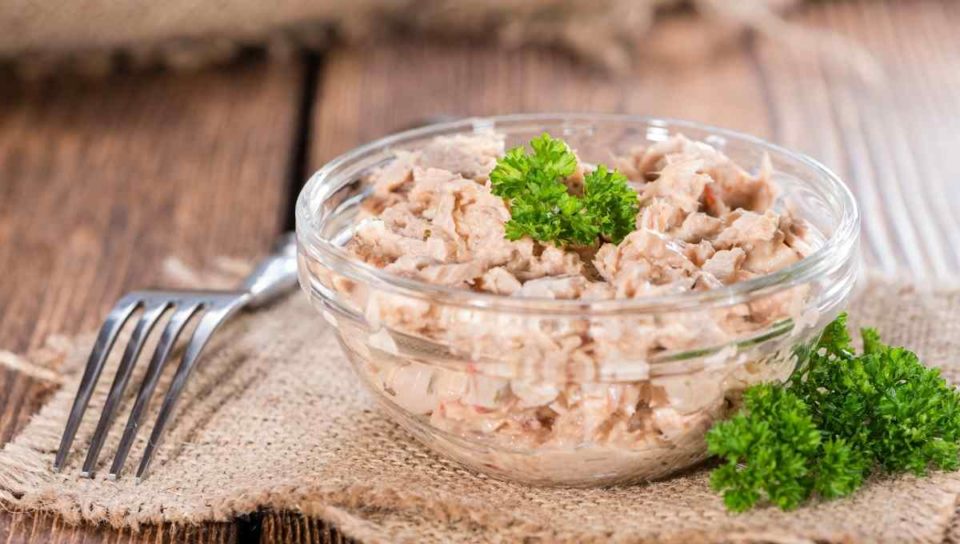 How to Keep Tuna Salad From Getting Runny